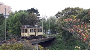 57 Over de trambrug