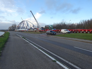 Azijnbrug klaar voor plaatsen  (1)