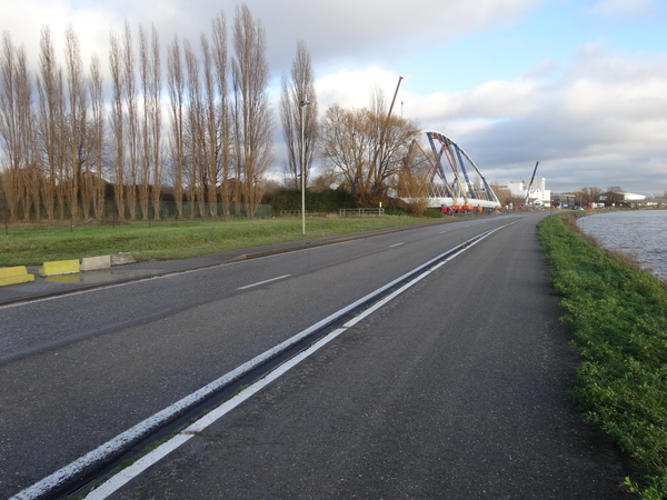 Azijnbrug klaar voor plaatsen  (4)