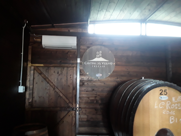 20180412_Cantina_en_Vesuvius (4)