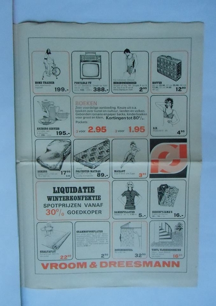 De vrij sobere uitverkoopfolder van V&D van januari 1971-3