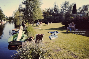 Zonnen bij de bungalow