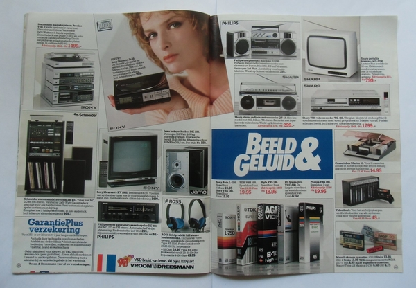 V&D neemt ons mee terug in het verleden met de folder Voorjaar