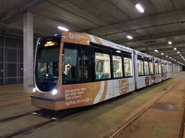 En nog even de 2111 in de remise.