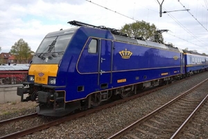 Bunnik, 19 april 2017. Conditierit met de koninklijke trein