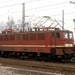 De 242 183 wacht op een schoonmaakbeurt in Wustermark in 1991