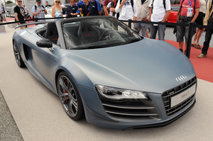 01-audi-r8-gt-spyder-le-mans-1307806264