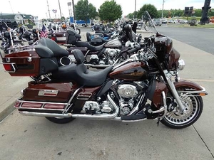 2009_harley_davidson_ultra_classic_electra_glide_marion_100348995