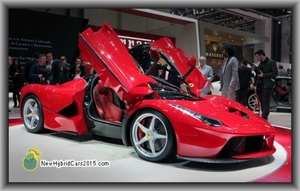 2015-ferrari-laferrari-side-review