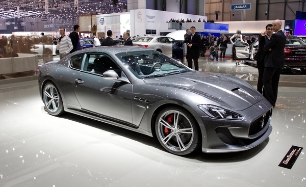 2015-maserati-quattroporte-release-