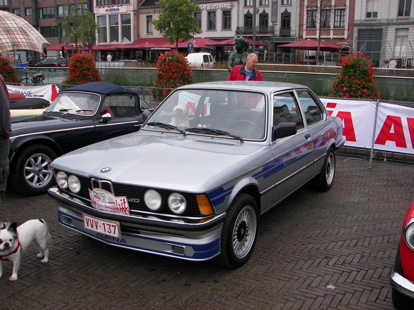 oldtimers zondag 2011 008