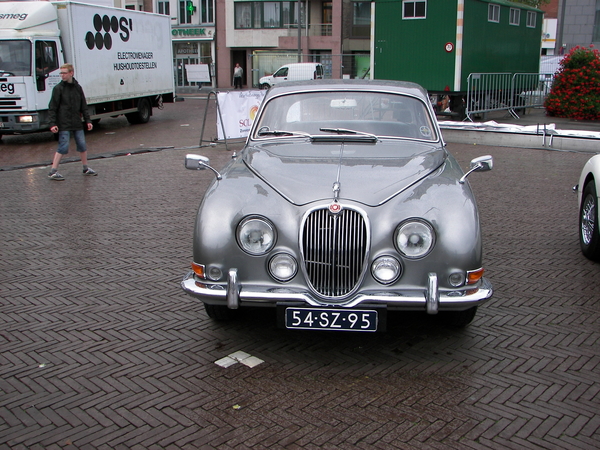 oldtimers zondag 2011 028