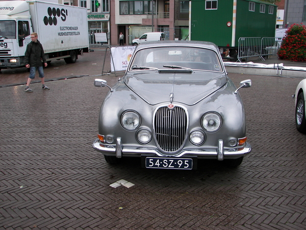 oldtimers zondag 2011 028