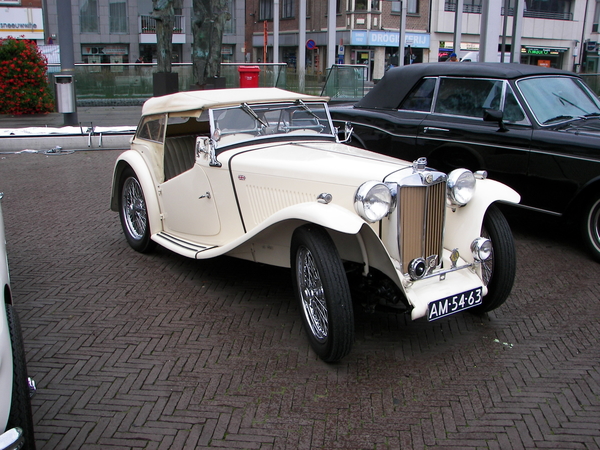 oldtimers zondag 2011 030