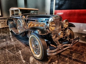 duesenberg-122718_640