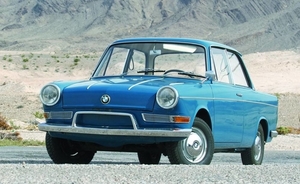 BMW 700