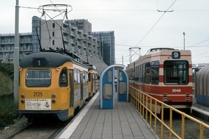 Een 1300 met een 2100 als koppelstel aan het Noorderstrand