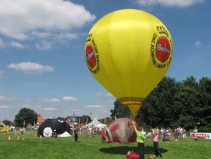 ed03c4e54c-ballonmeeting%20olen