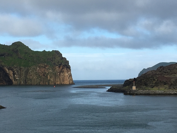 E76E05AB-A063-4F4D-83E8-175604DB2C4C