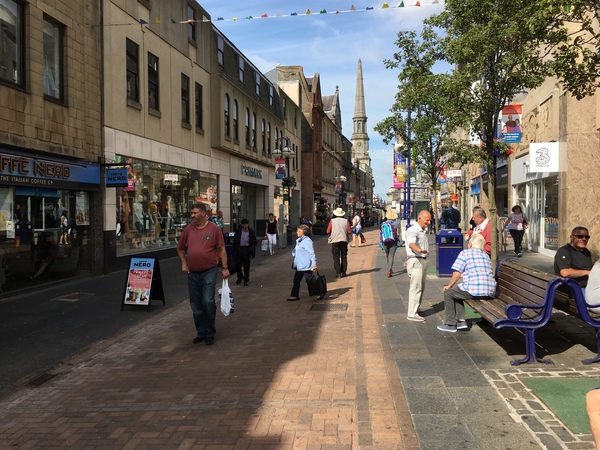 08F25FD8-D8C2-4372-A7AE-DC81296EC151