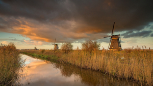 niderlandy-alblasserwaard-kinderdijk-vodoyom-b2l4