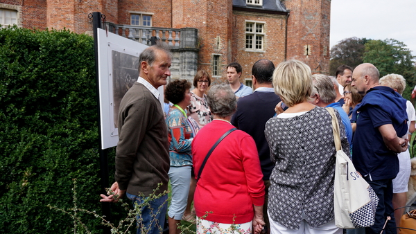 Gidsen aan Kasteel