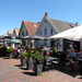 70. Greetsiel, terrasjes aan de haven