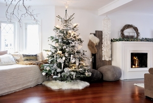 Top-Christmas-decorating-ideas_sparkle-tree