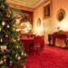 victorian-decorations-not-just-the-tree-but-the-entire-setting-is