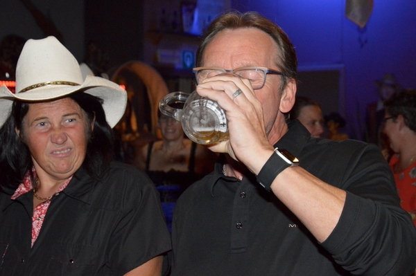 43951701_10212860877104750_3387980661053718528_o_1021286087690474