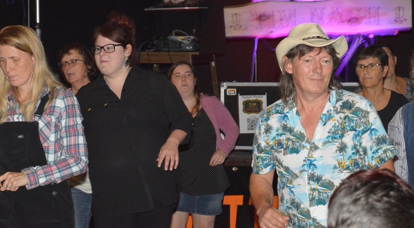 44023146_10212860812463134_6213656807781433344_o_1021286081234313