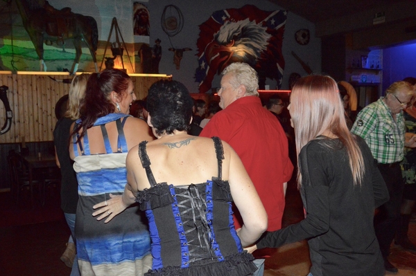 44023178_10212860851064099_7610191047850721280_o_1021286085094409