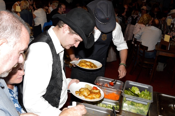 44027544_10212860812183127_8881072287348948992_o_1021286081214312