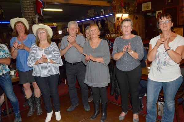 44047541_10212860866704490_7130055356750757888_o_1021286086650448