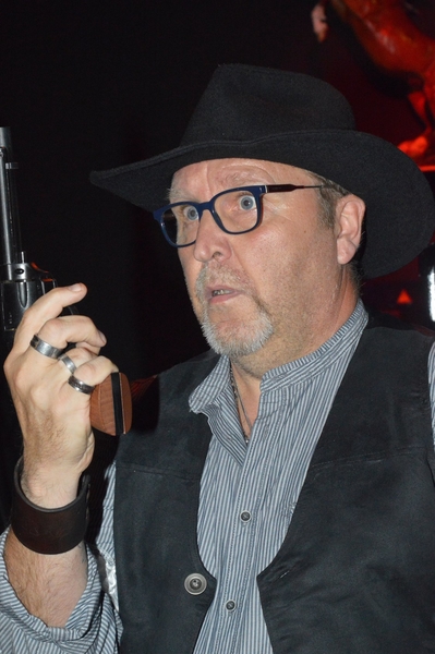 44065386_10212860883544911_4969980260503257088_o_1021286088346490