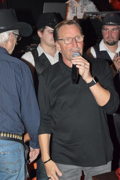 44076971_10212860890225078_8488993871177449472_o_1021286089018507