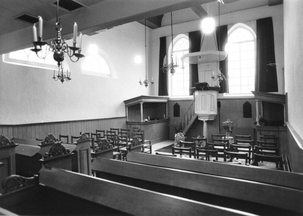 Doopsgezinde kerk-Interieur