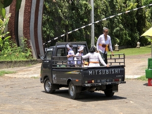 Melasti in Banyualit