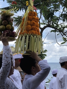 Melasti in Banyualit