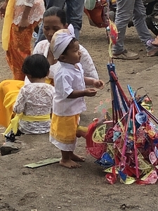 Melasti in Banyualit