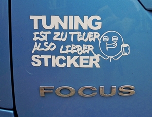 DSCN1455_Ford-Focus_Tuning-ist-zu-teuer-also-lieber-Sticker