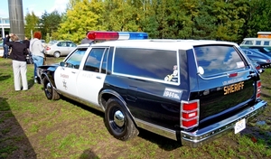 DSCN7288_Chevrolet-station-wagon_K-9-Sheriff_O-AFB-276