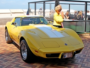 IMG_7688_Chevrolet-Corvette-Stingray_geel-wit_1-OZD-362