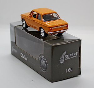IMG_2267_Welly_Super9_1op60_BMW-2002ti_oranje_ronde-achter-lichte