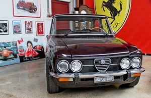 IMG_1033_2024-09-29_RetroRoll_Maaseik_Gangsternest_Alfa-Romeo-Nuo