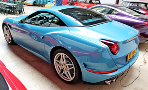 IMG_1088_2024-09-29_RetroRoll_Maaseik_Gangsternest_Ferrari_LuX-HV