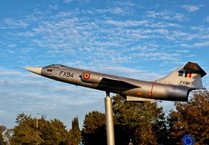 IMG_11387_1958-F104G-Starfighter_2004_rotonde-kunst_N73-Kiezel-Kl