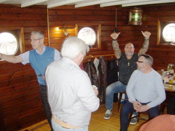 Darts tegen Brabo (25)