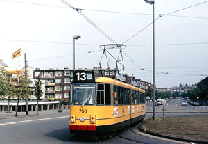 756 Op het oude vertrouwde Bos en Lommerplein