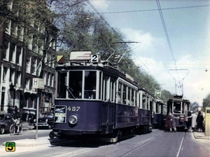 487+881er en 402, Nieuwezijds Voorburgwal, circa 1954.